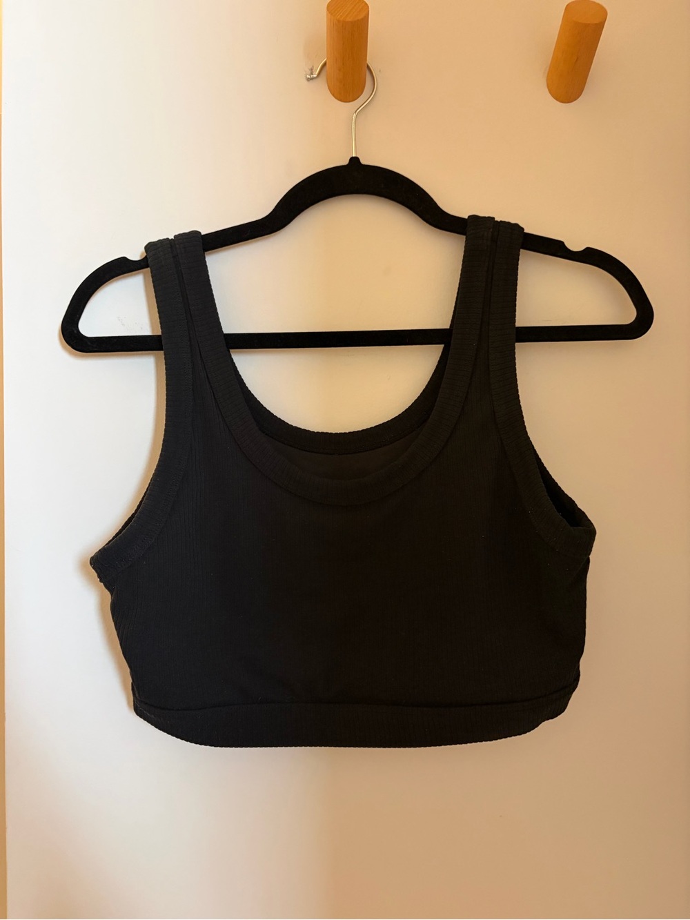 ALO Yoga Black Ribbed Crop Sports Bra